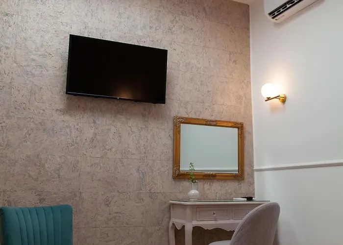 Via Polonia - Boutique Corfu Bed & Breakfast