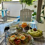 Couette-café Via Polonia - Boutique Corfu